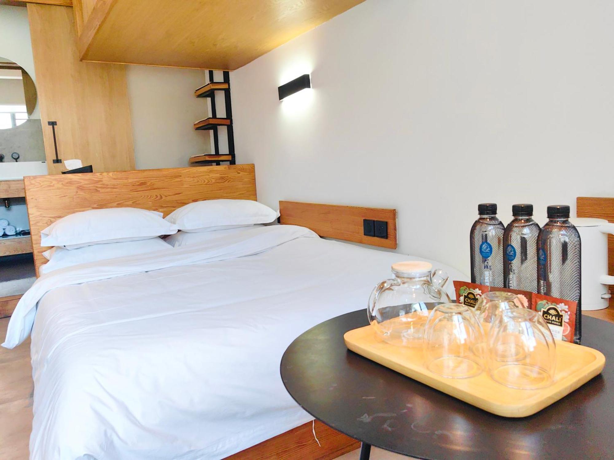 Dali Loft Travelling With Hostel Exteriér fotografie
