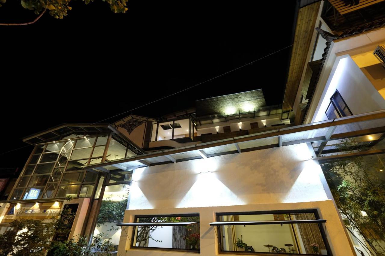 Dali Loft Travelling With Hostel Exteriér fotografie