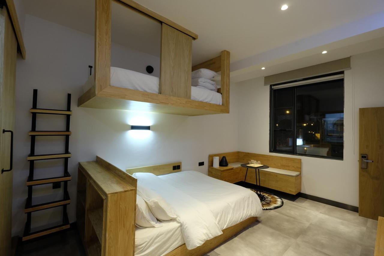 Dali Loft Travelling With Hostel Exteriér fotografie